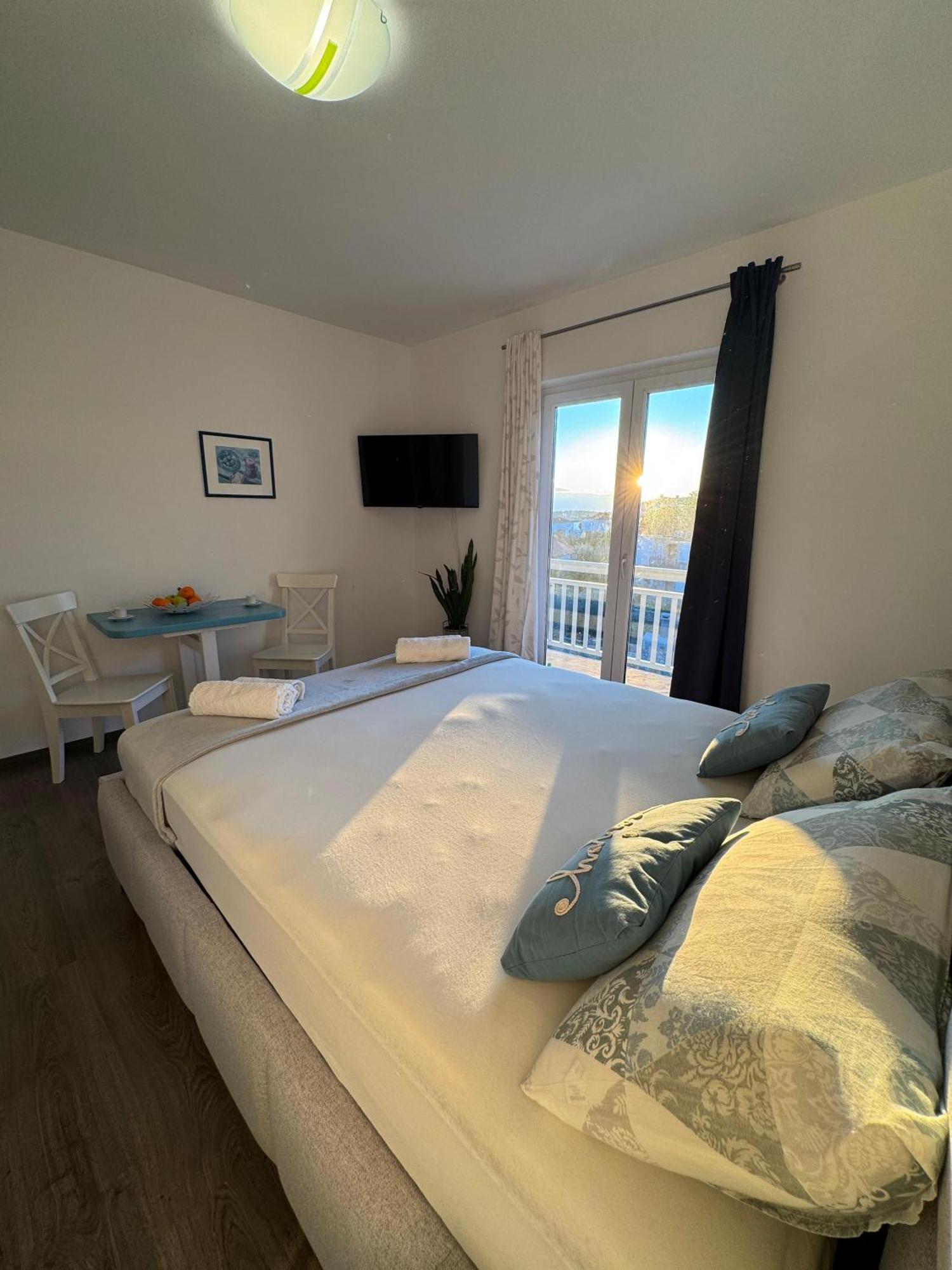 Guest House Kovacevic Hvar Town Exterior photo