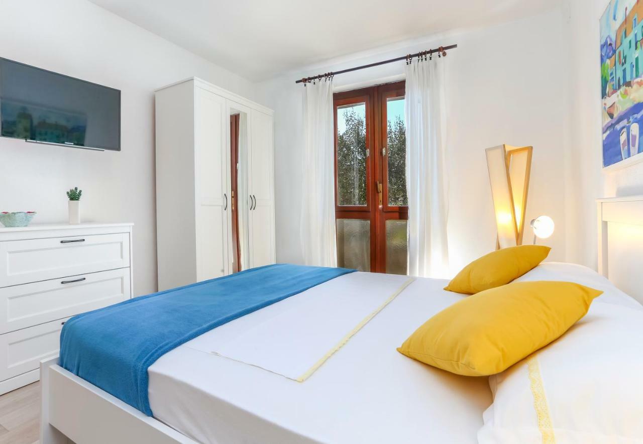 Guest House Kovacevic Hvar Town Exterior photo